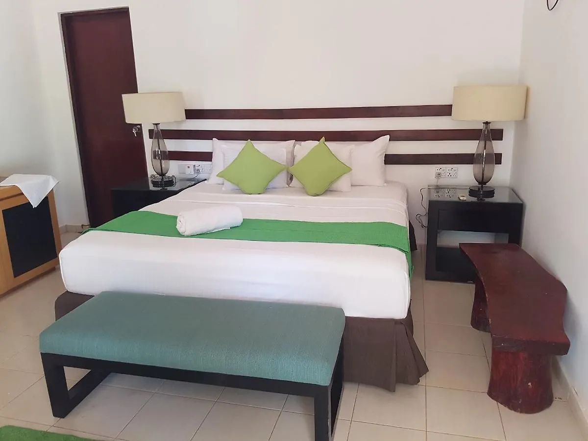 Eighth Wonder Resort Sigiriya Hotel